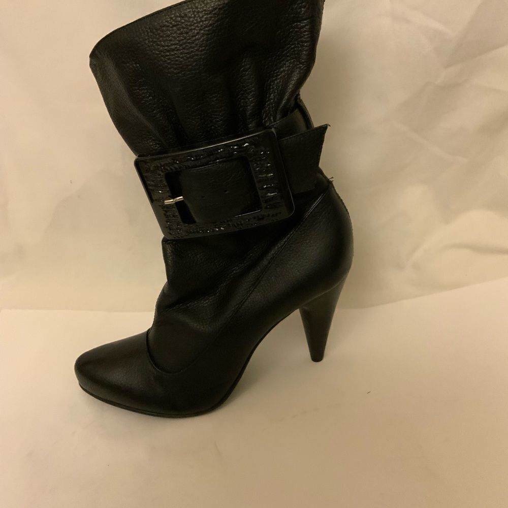 Bakers Womens 'Jezebel' Black Leather Bootie buckle size 8 M